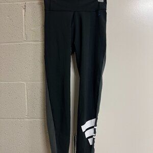 Adidas women's circut badge of sport 7/8 compression training tights size small